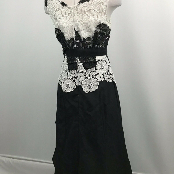 Tahari Arthur S. Levine Floral Crochet Gown Dress - Picture 5 of 7